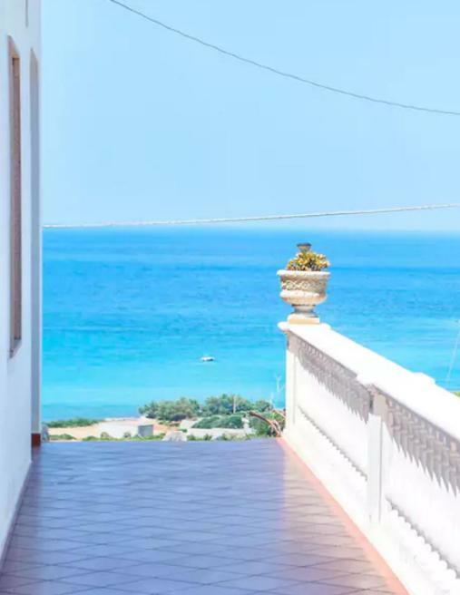 Villa Felloniche Santa Maria di Leuca Luaran gambar